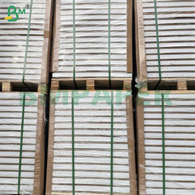 Ambalaj için 50gsm Yüksek Mukavemetli Şeritli Kraft Kağıt Levhalar