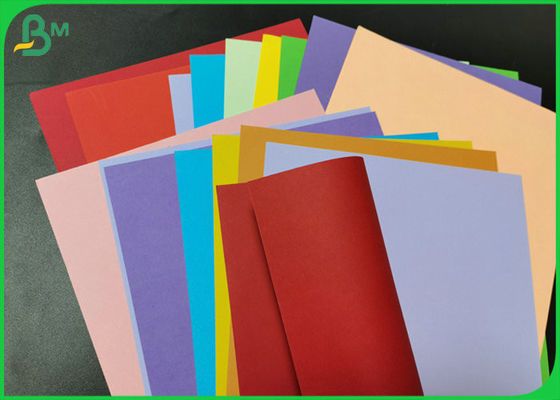 El Sanatları için 70gsm ila 220gsm Renkli Manila Craft Kağıt Kurulu Levhalar