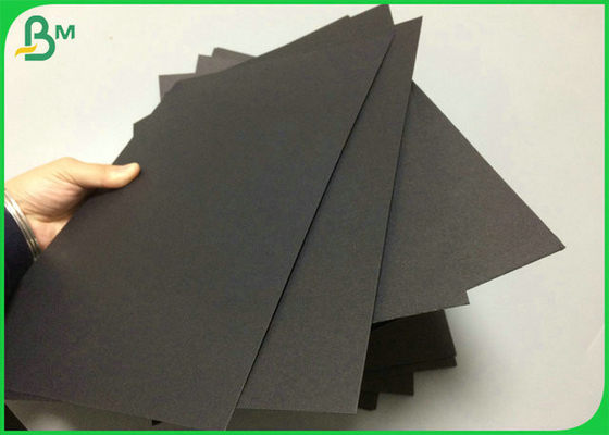 Hediye Paketi Kağıdı için SGS Sertifikalı 400GSM 450GSM Kaplamasız Katı Siyah Karton