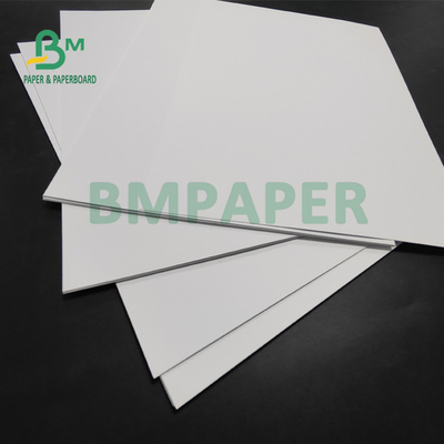 Kartpostallar için 70 # 90 # Beyaz Kaplanmamış Kağıt Kapak 25 x 38 inç Ofset Baskı
