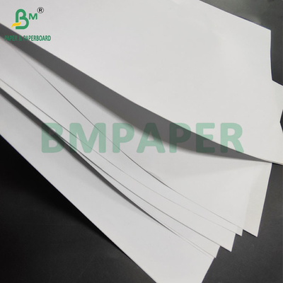 40gm Yüksek Beyaz Kaplamalı Ahşapsız Ofset Kağıt Kitap Ekleri için 640 x 900mm
