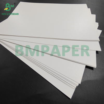 230 gram 250 gram GC2 Düğün davetiyesi için kaplı Fildişi Tahta 720 x 1020 mm