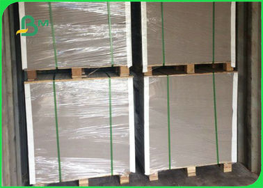 Sınıf AAA 350gsm Dubleks Kurulu CCNB / Kil Kaplamalı Ambalaj için Geri