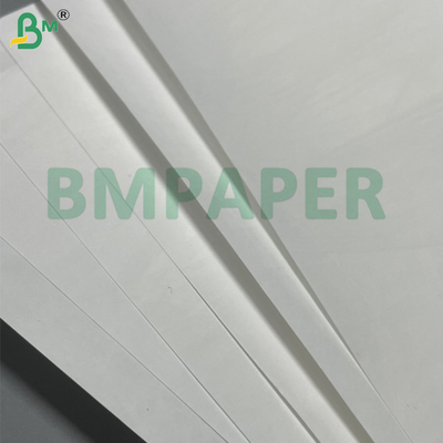 0.135mm 0.14mm Yüksek Mühür Gücü Yüksek Çekiş Gücü 1073B 1059B Kumaş Tıbbi - Sterilizasyon Cüzdanları İçin Dokulamayan Dupont Kağıdı