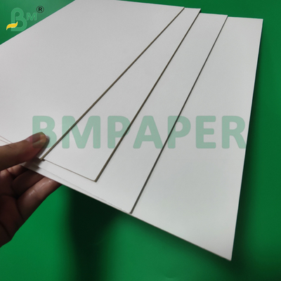 3mm Beyaz Ahşap Pulp Yapılmış Asma İşaretleri için Ekran Kağıdı Taşı 1220 x 2440mm