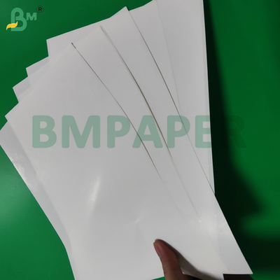68g 70g Metalize Nem Mukavemetli Bira Kağıdı Şarap Etiketi İçin Yüksek Parlaklık 600 x 900mm