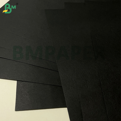 Hediye Paketleme Alışveriş Çantaları İçin 80gsm Pürüzsüz Mat İyi Katlanan Siyah Kraft Kağıdı