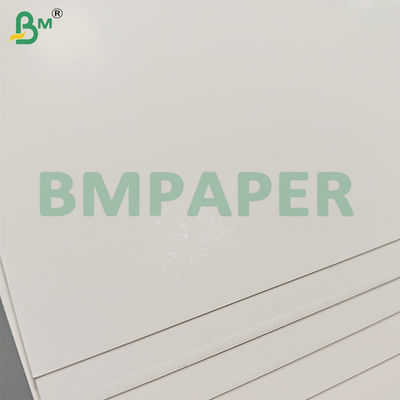 Ambalaj için 190-400Gsm Beyaz Yüzey Kaplamalı Triplex Karton