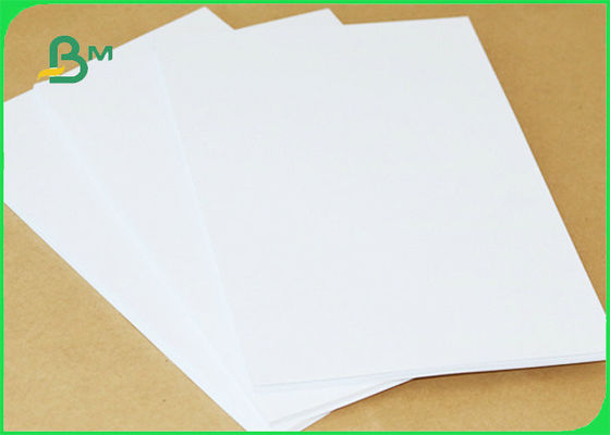 Hediye Kutusu Yüksek Patlama Dayanımı İçin Gıda Sınıfı 250gsm 300gsm Beyaz Kraft Kağıt