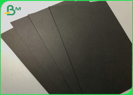 Nemden korunur 350gm Siyah Karton Geri Dönüştürülebilir Kıyafetler Etiketler Malzeme