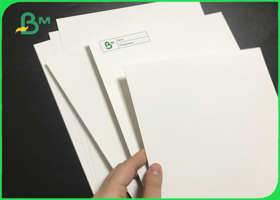 70 * 100cm 215gsm - 350gsm Gıda Sınıfı GC1 Öğle Yemeği Kutusu için Beyaz FBB Kurulu