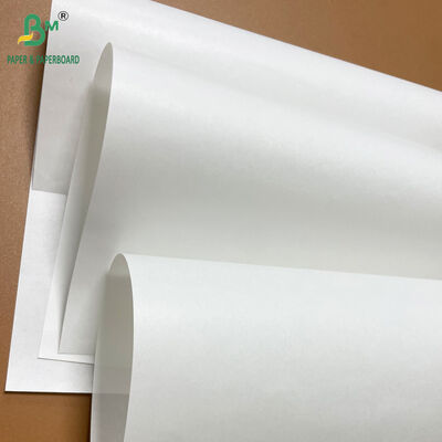 Gıda sınıfı 35g 40g 45g Makine ile camlanmış beyazlanmış kraft kağıdı rulolarda